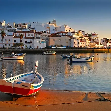Superb Beach Townhouse At Vila Gaivota Ferragudo (Faro)