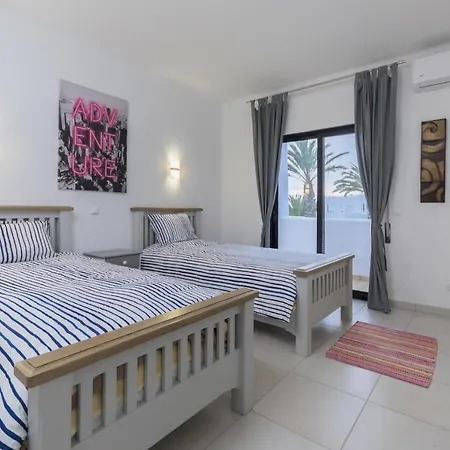 Superb Beach Townhouse At Vila Gaivota * Ferragudo (Faro)