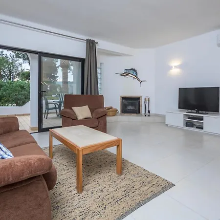 Superb Beach Townhouse At Vila Gaivota Ferragudo (Faro)